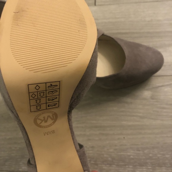 Michael Kors heels - Picture 3 of 4